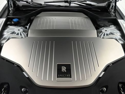 Used 2025 Rolls-Royce Spectre w/ Spectre Launch Package image 23