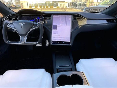Used 2019 Tesla Model S Performance image 16