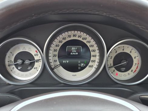Used 2016 Mercedes-Benz E 350 4MATIC Sedan image 13