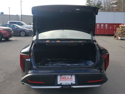 New 2025 Kia K4 LXS image 7