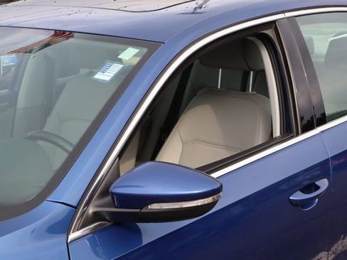 Used 2017 Volkswagen Passat 1.8T SE FWD image 42