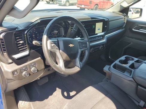 Used 2025 Chevrolet Silverado 1500 LT AWD/4WD image 10
