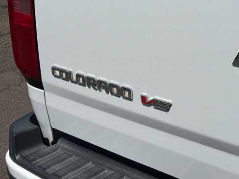 Used 2018 Chevrolet Colorado Z71 RWD image 10