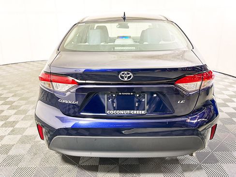 Used 2024 Toyota Corolla LE FWD image 4
