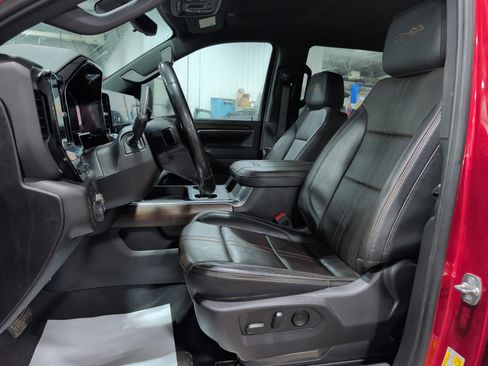 Used 2025 Chevrolet Silverado 2500 High Country w/ Technology Package AWD/4WD image 7