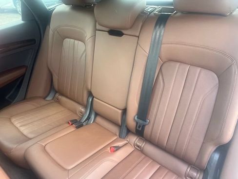 Used 2020 Audi Q5 2.0T Premium w/ Convenience Package AWD/4WD image 33