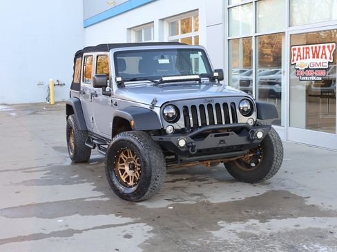 Used 2018 Jeep Wrangler Unlimited Sport S image 31