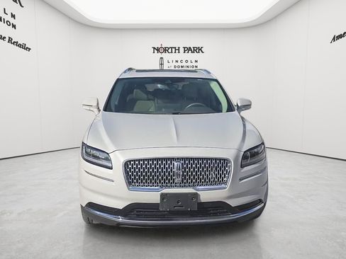 Used 2023 Lincoln Nautilus Reserve w/ Luxury Package FWD image 8