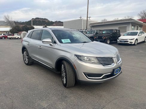 Used 2016 Lincoln MKX Reserve w/ Equipment Group 102A image 8
