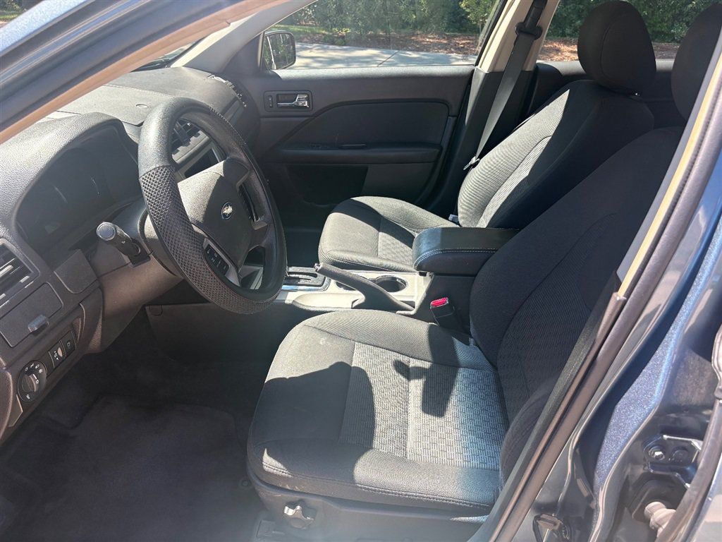 Used 2011 Ford Fusion SE w/ 201A Rapid Spec Order Code FWD image 10