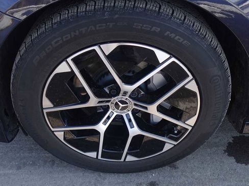 Used 2025 Mercedes-Benz E 350 4MATIC Sedan image 12