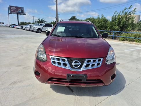 Used 2015 Nissan Rogue S w/ Convenience Package FWD image 3