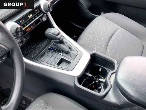 Certified 2022 Toyota RAV4 XLE image 31