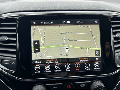 Used 2022 Jeep Grand Cherokee Limited AWD/4WD image 31