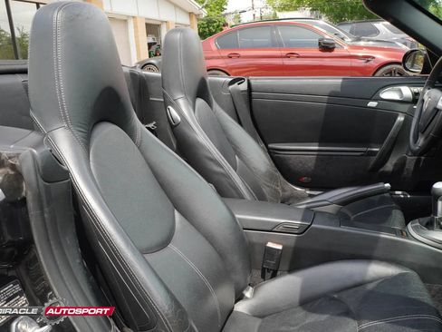Used 2006 Porsche 911 Carrera 4 AWD/4WD image 28
