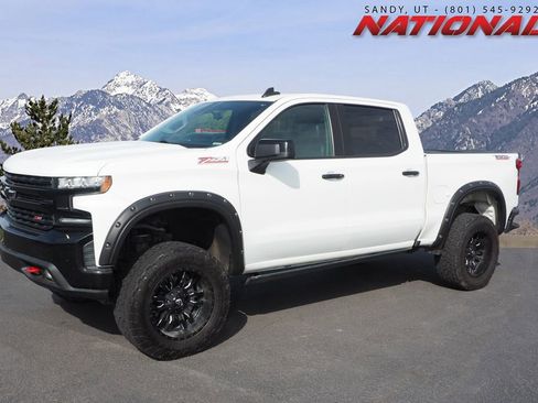 Used 2020 Chevrolet Silverado 1500 LT Trail Boss image 1