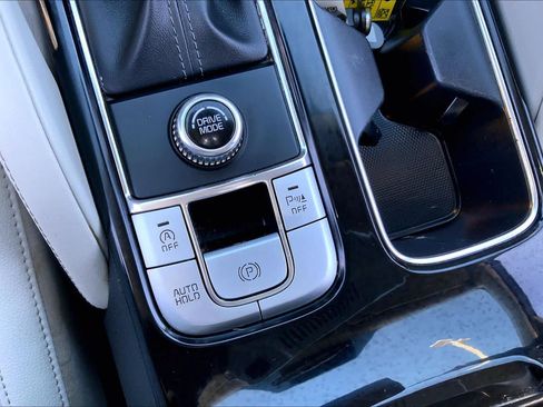 Used 2022 Kia Telluride EX w/ EX Premium Package FWD image 30