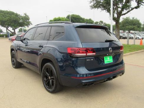 Used 2022 Volkswagen Atlas SEL R-Line image 13