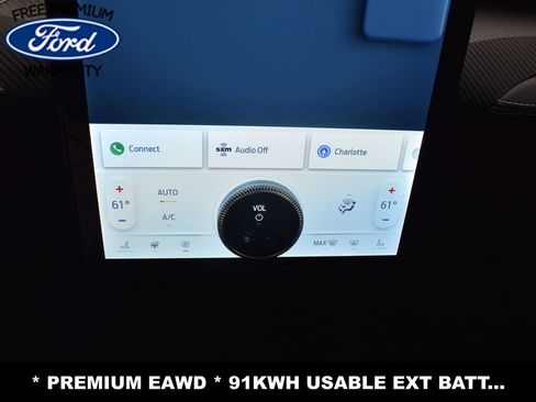 Used 2022 Ford Mustang Mach-E Premium image 17