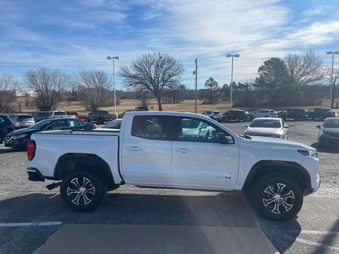 Used 2023 GMC Canyon AT4 AWD/4WD image 5