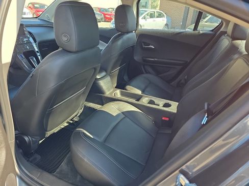 Used 2011 Chevrolet Volt Premium w/ Premium Trim Package FWD image 17