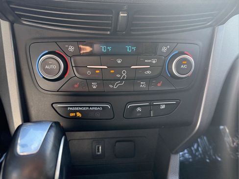 Used 2018 Ford Escape SEL FWD image 18