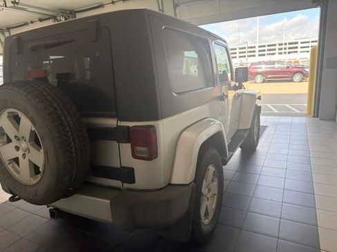 Used 2010 Jeep Wrangler Sahara w/ Trailer Tow Group AWD/4WD image 8