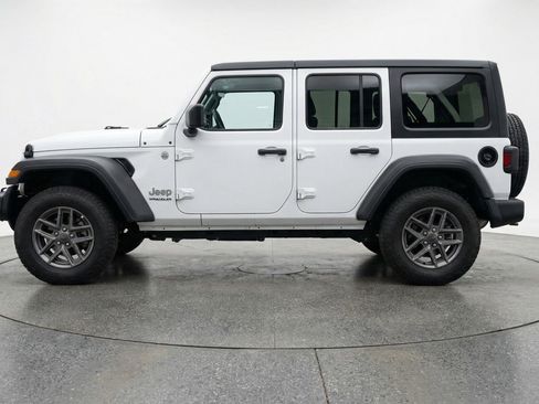 Used 2025 Jeep Wrangler Unlimited Sport AWD/4WD image 5