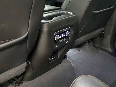 Used 2022 Chevrolet Tahoe High Country image 14