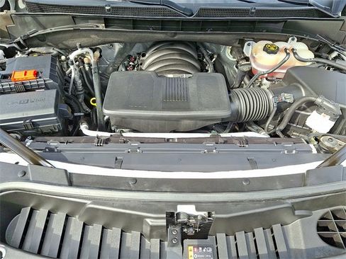 Certified 2023 GMC Yukon Denali image 28