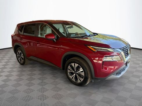 Used 2023 Nissan Rogue SV AWD/4WD image 4