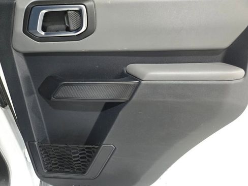 Used 2023 Ford Bronco Big Bend image 12