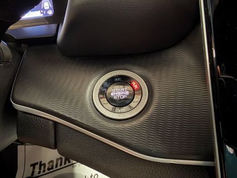 Used 2024 Jeep Grand Cherokee Altitude AWD/4WD image 16
