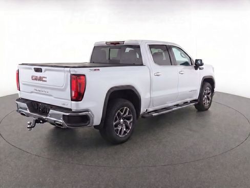 Used 2023 GMC Sierra 1500 SLT w/ SLT Premium Plus Package AWD/4WD image 4