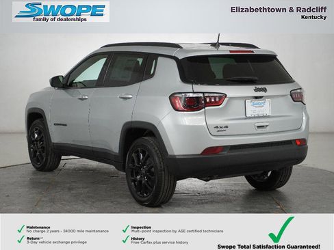 New 2026 Jeep Compass Latitude image 11