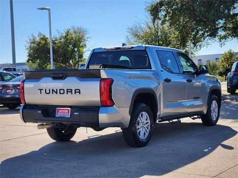 Used 2022 Toyota Tundra SR5 image 3
