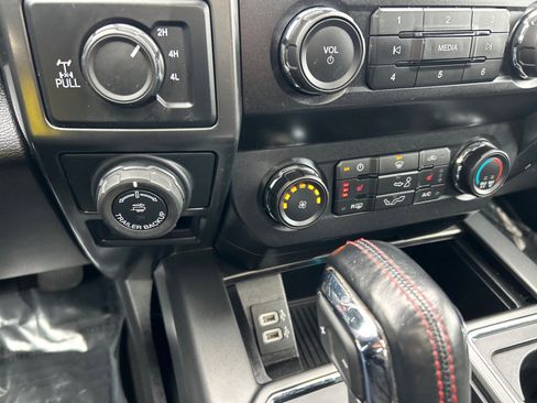 Certified 2019 Ford F150 XLT w/ Equipment Group 302A Luxury image 30