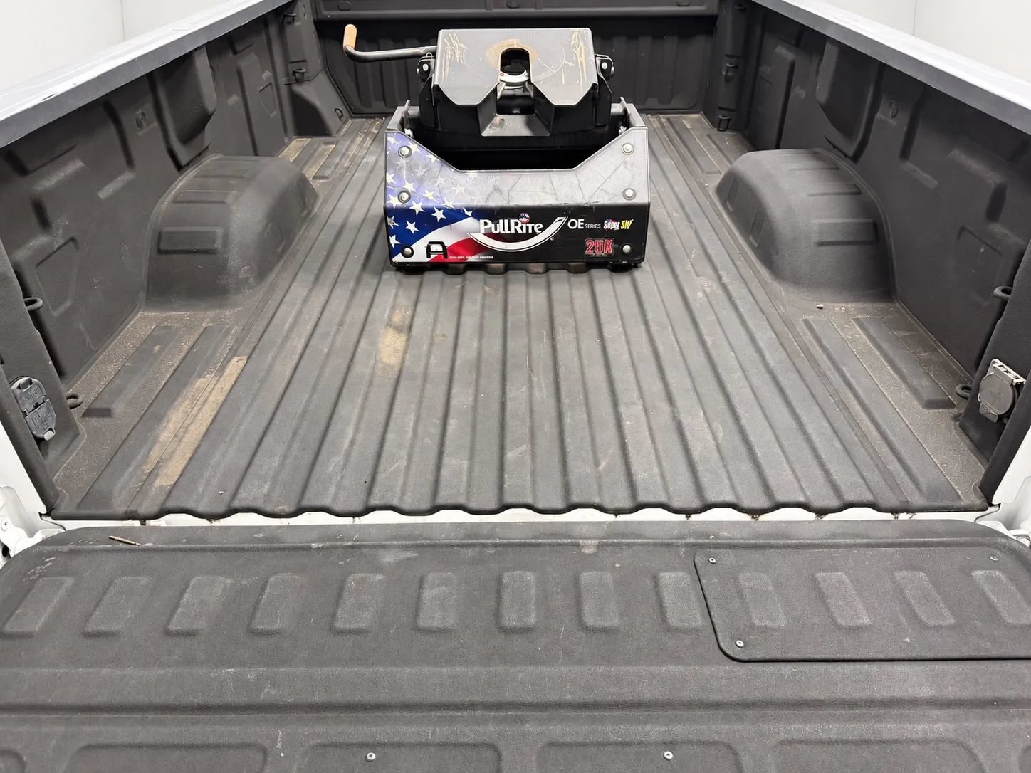 Used 2020 Chevrolet Silverado 2500 LTZ w/ LTZ Convenience Package RWD image 18