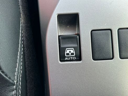 Used 2024 Toyota 4Runner Limited image 32