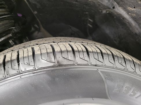 Used 2025 Nissan Rogue SV image 4