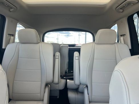 Certified 2026 Mercedes-Benz GLS 450 4MATIC image 26