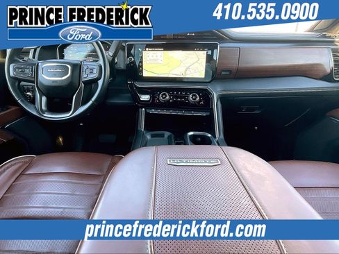 Used 2025 GMC Sierra 3500 Denali Ultimate image 14