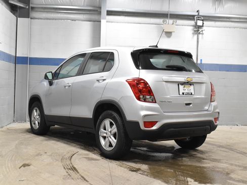 Used 2018 Chevrolet Trax LS image 22