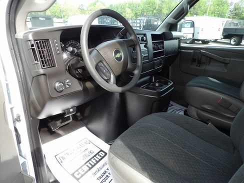 Used 2024 Chevrolet Express 2500 w/ Driver Convenience Package image 16