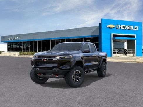 New 2026 Chevrolet Colorado ZR2 w/ Technology Package AWD/4WD image 8