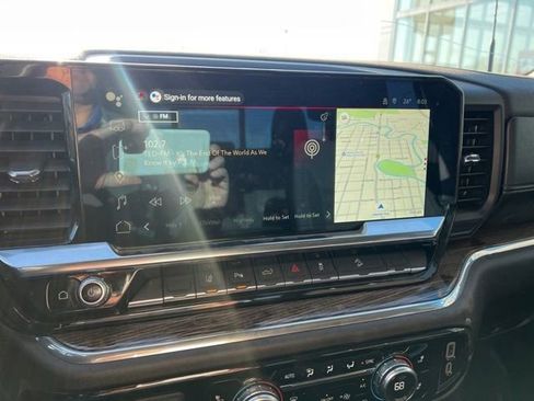 Certified 2025 GMC Sierra 2500 SLE w/ SLE Value Package; AWD/4WD image 15