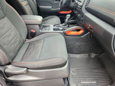 Used 2022 Nissan Frontier Pro-X image 14