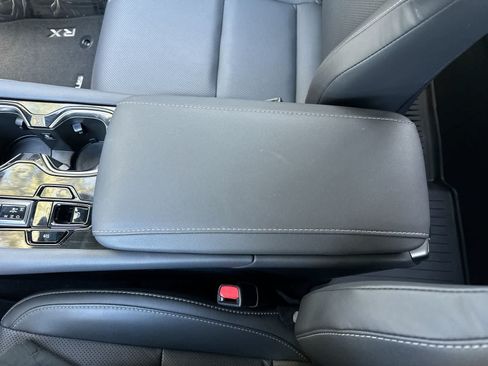 Used 2024 Lexus RX 350 FWD w/ Technology Package image 16