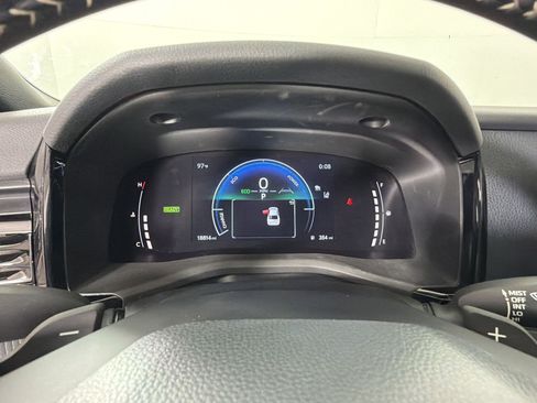 Used 2026 Toyota Camry SE FWD image 22