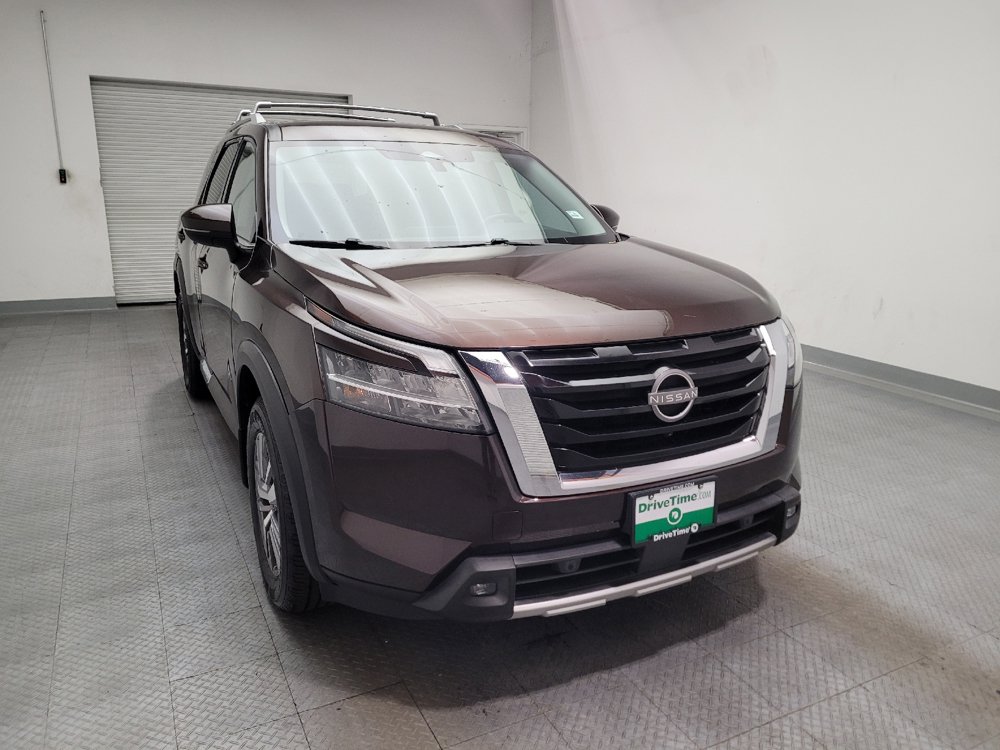 Used 2022 Nissan Pathfinder SL FWD image 14